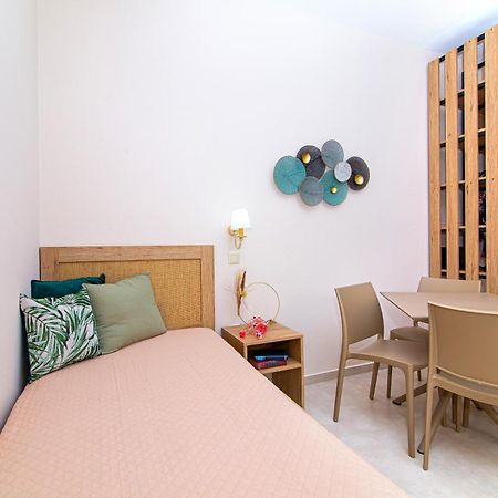Emerald Hotel Малиа Екстериор снимка
