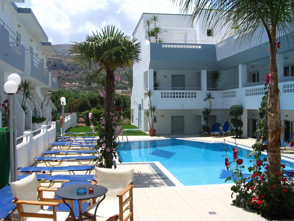 Emerald Hotel Малиа Екстериор снимка