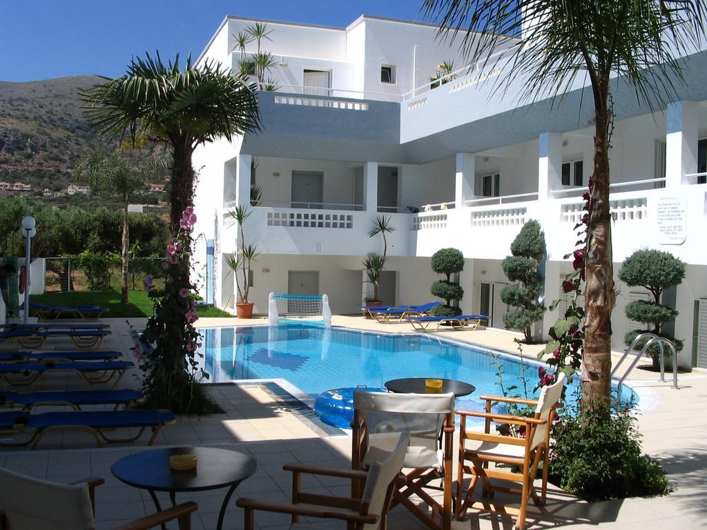 Emerald Hotel Малиа Екстериор снимка