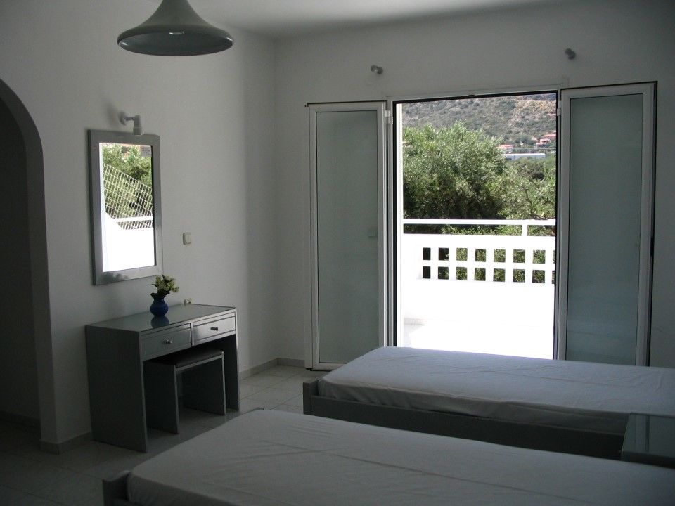 Emerald Hotel Малиа Екстериор снимка