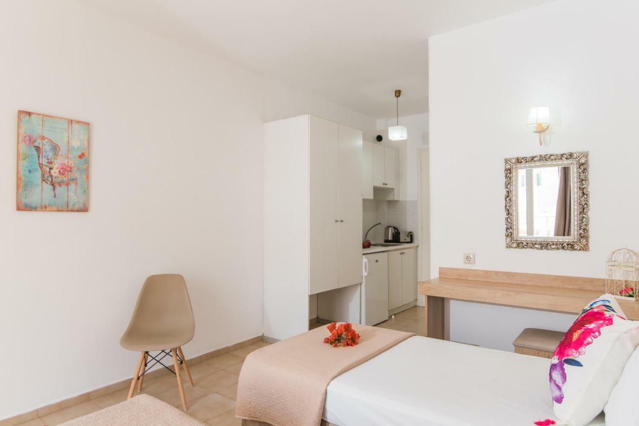 Emerald Hotel Малиа Екстериор снимка