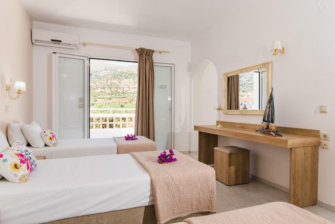 Emerald Hotel Малиа Екстериор снимка